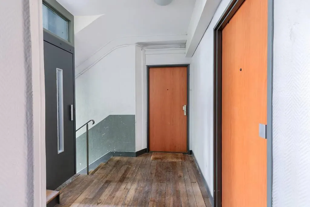 Pour 3 - Confort Moderne, Proche Metro Apartment *