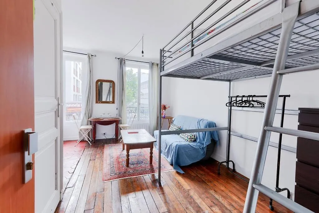 Pour 3 - Confort Moderne, Proche Metro Apartament Paryż